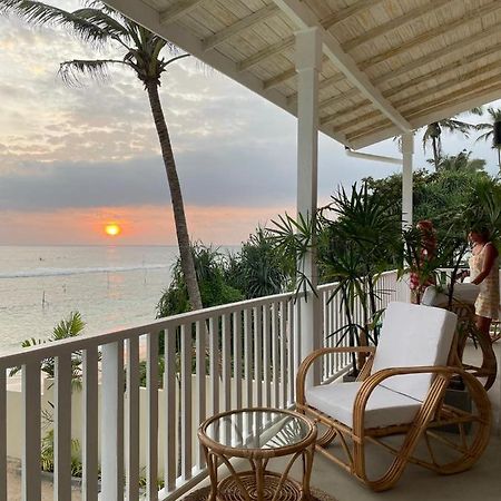 Lihinya Beach Villa Ахангама Экстерьер фото