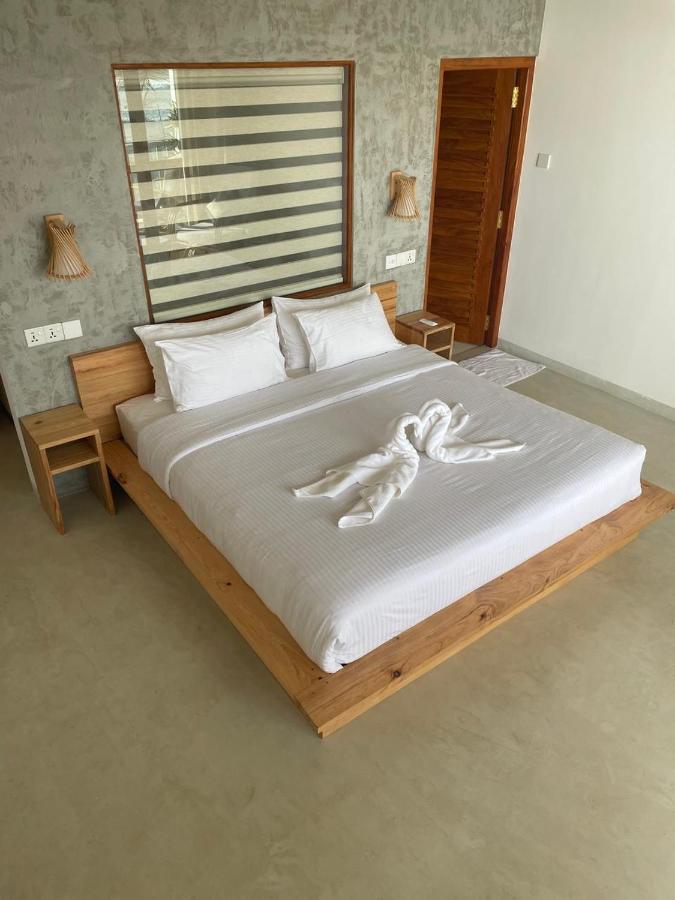 Lihinya Beach Villa Ахангама Экстерьер фото
