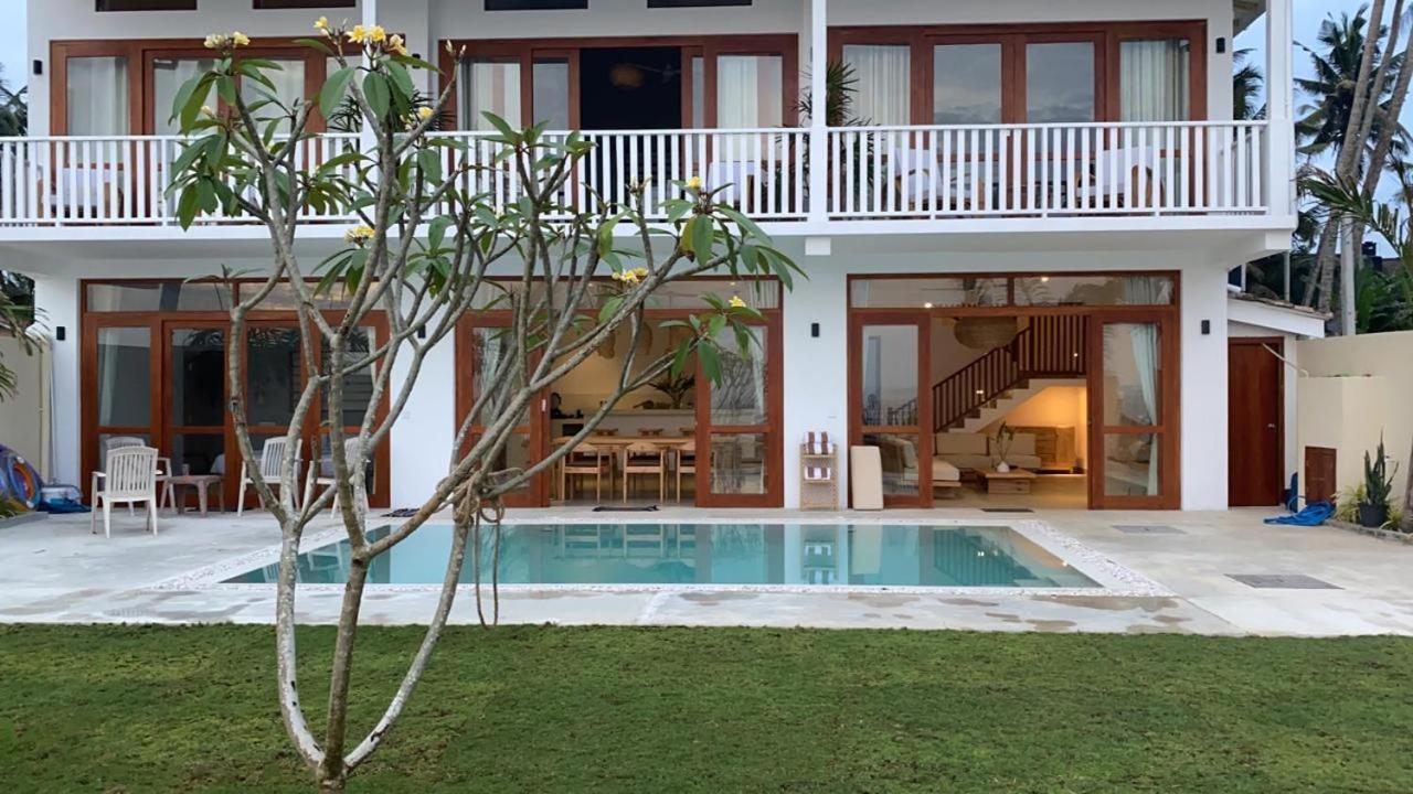 Lihinya Beach Villa Ахангама Экстерьер фото