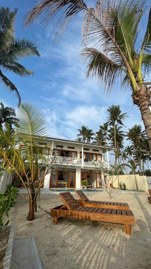 Lihinya Beach Villa Ахангама Экстерьер фото
