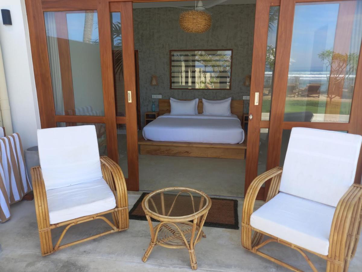 Lihinya Beach Villa Ахангама Экстерьер фото